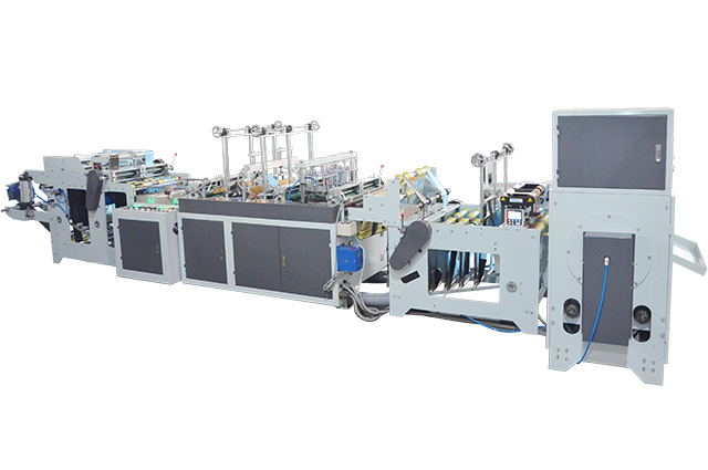 Star seal perforated t-shirt garbage bag on roll making machine