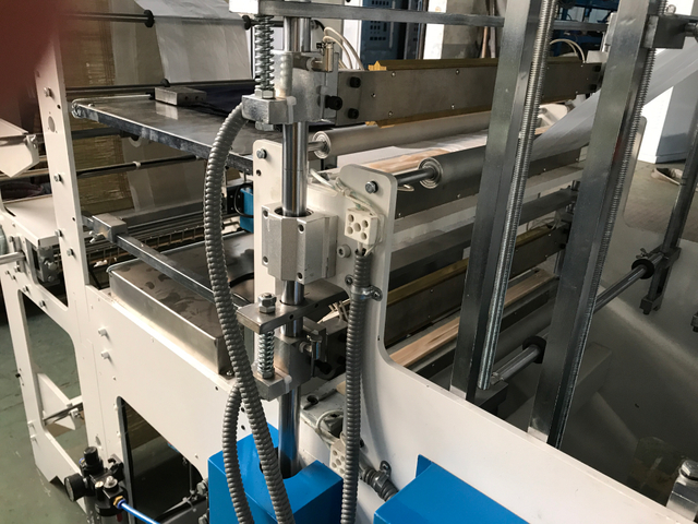 Perforated flat bag on roll making machine